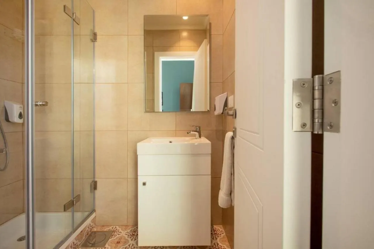 Daire Teta Hayat-503 Studio In Mar Mikhael Beyrut Lübnan